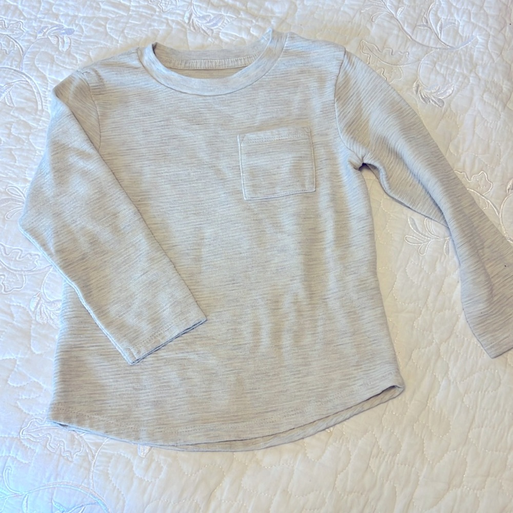 Cat & Jack 4T long sleeved cream textured shirt!